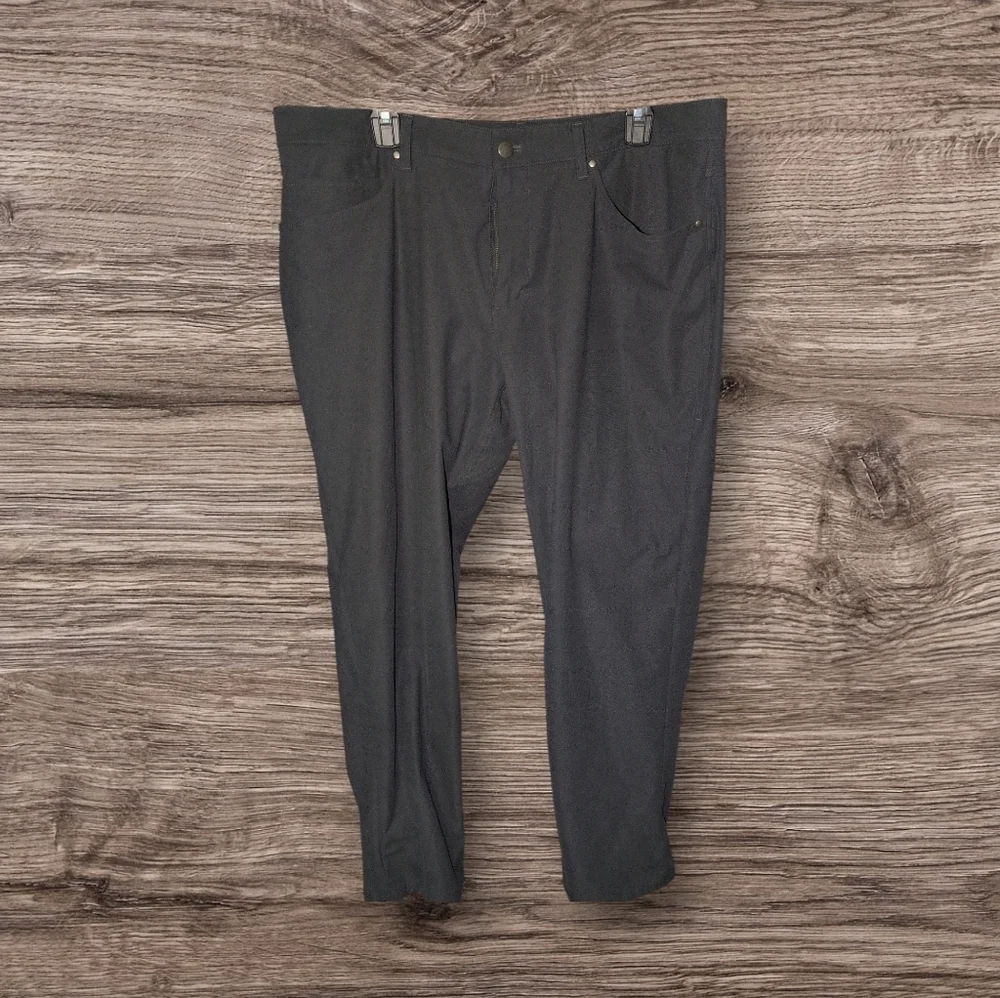 Lululemon ABC Classic-Fit Pant 30